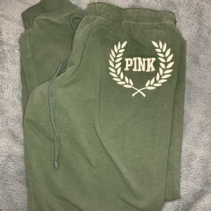 💚💚PINK SWEATPANTS💚💚
